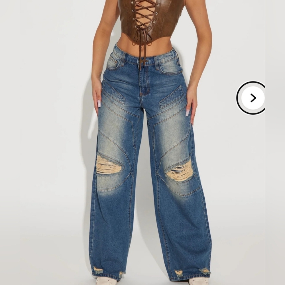 Fashion Nova Yes Please Ripped Tinted EZ Waist Jeans - Medium Wash New with tags